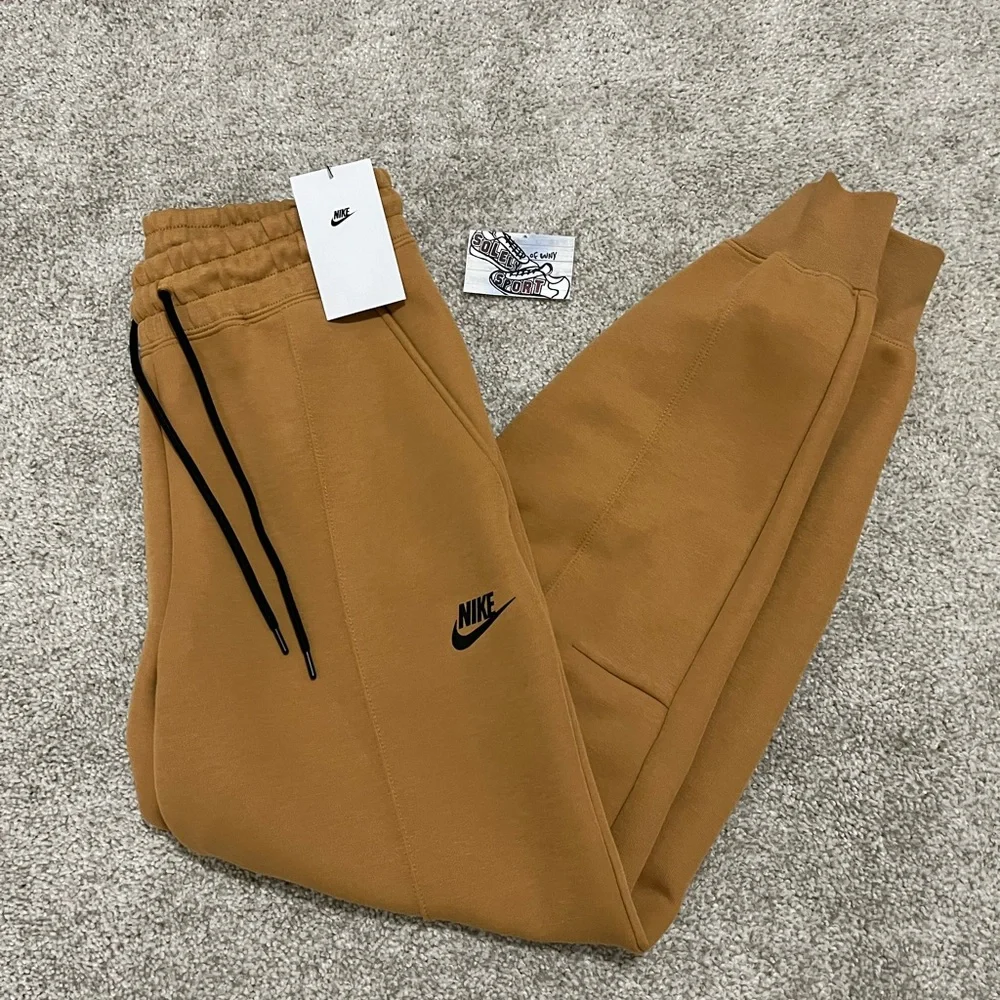 New Nike Tech Fleece Pants Flax Brown Jogger Sweatpants Sportswear Mid Rise - Picture 1 of 8
